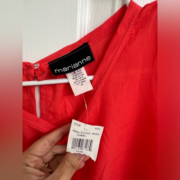 High/Low top - Picture 3 of 3